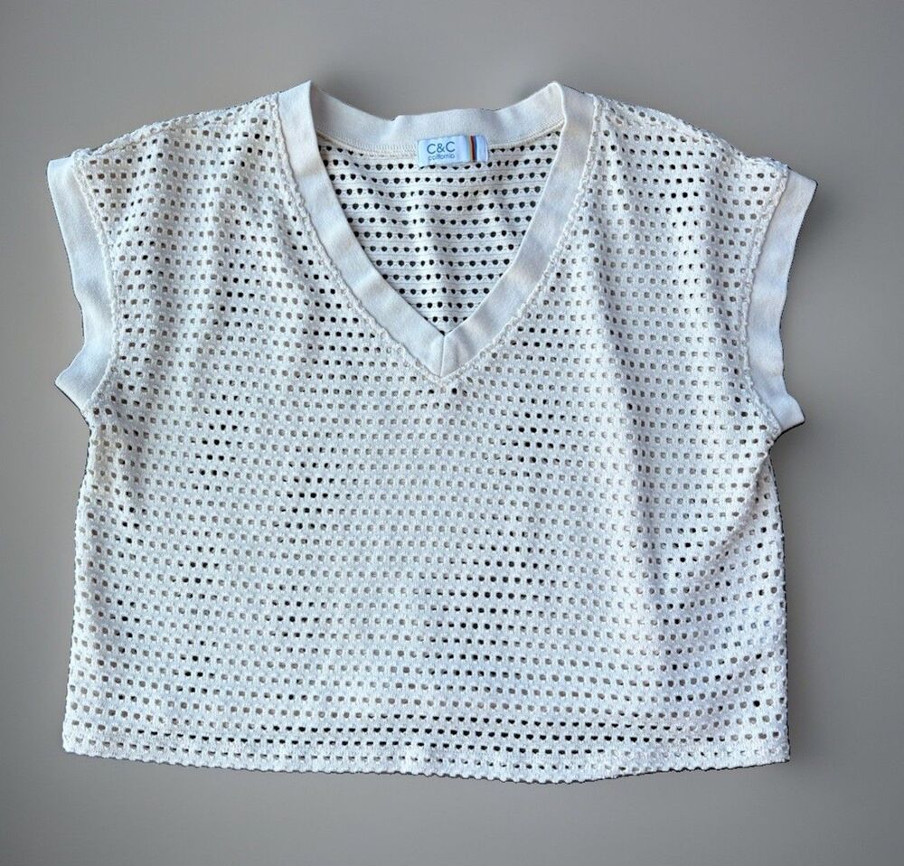 C&C California Top M Womens Cream Crochet Open Knit Mesh V-Neck Shirt Boxy